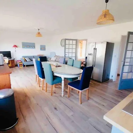 Maison De Famille Pour 12-15 Personnes Hébergement de vacances *