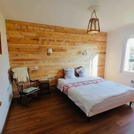 Maison De Famille Pour 12-15 Personnes Holiday home