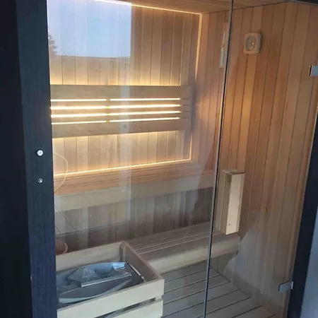 Maison De Famille Pour 12-15 Personnes Holiday home *